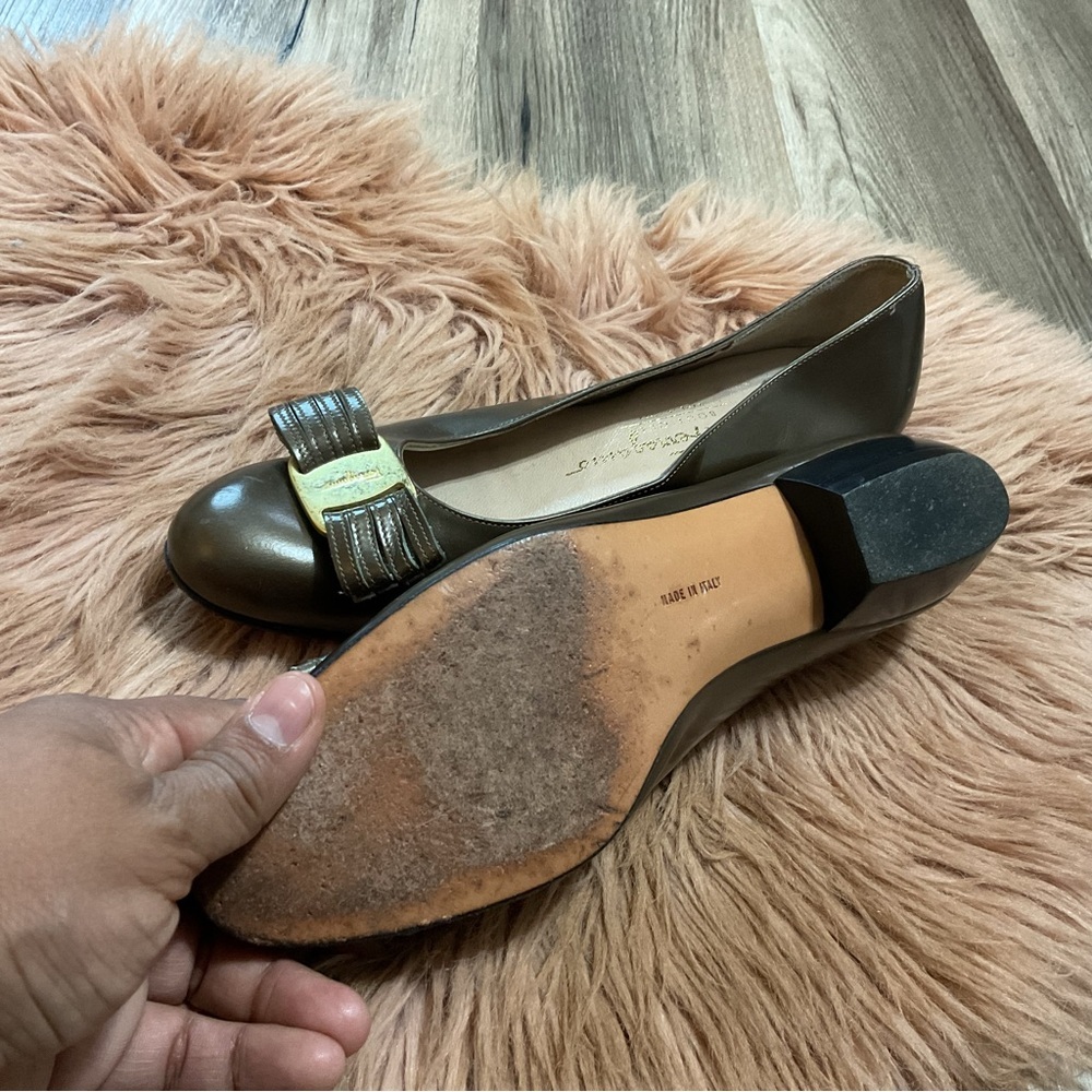 Salvatore Ferragamo Green Heels Size 6 VTG - Picture 8 of 11